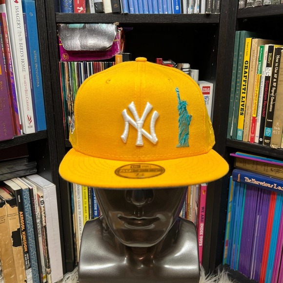 NEW ERA NEW YORK YANKEES TAXI STATUE OF LIBERTY FITTED HAT...